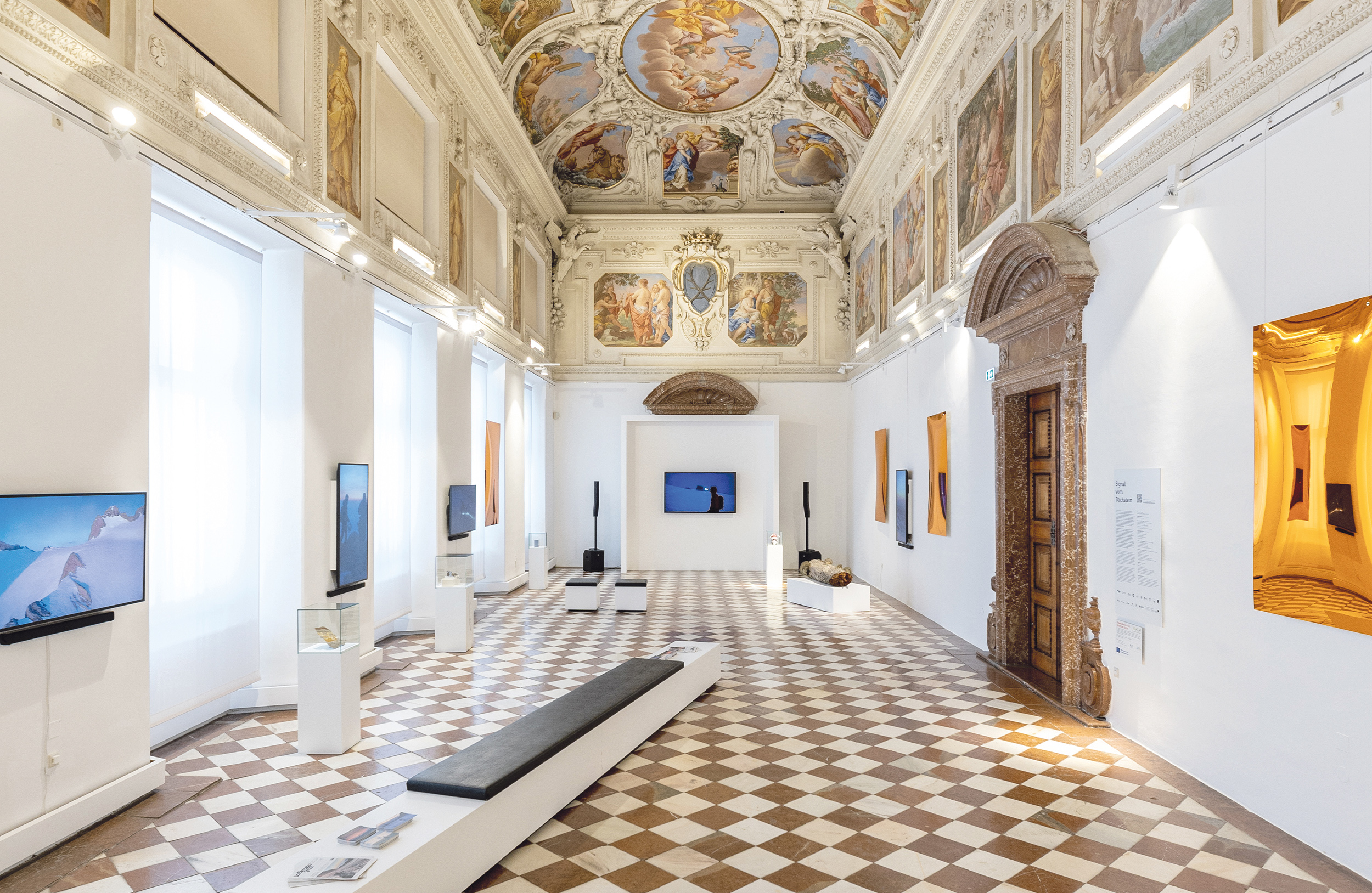 Ausstellung Signal vom Dachstein